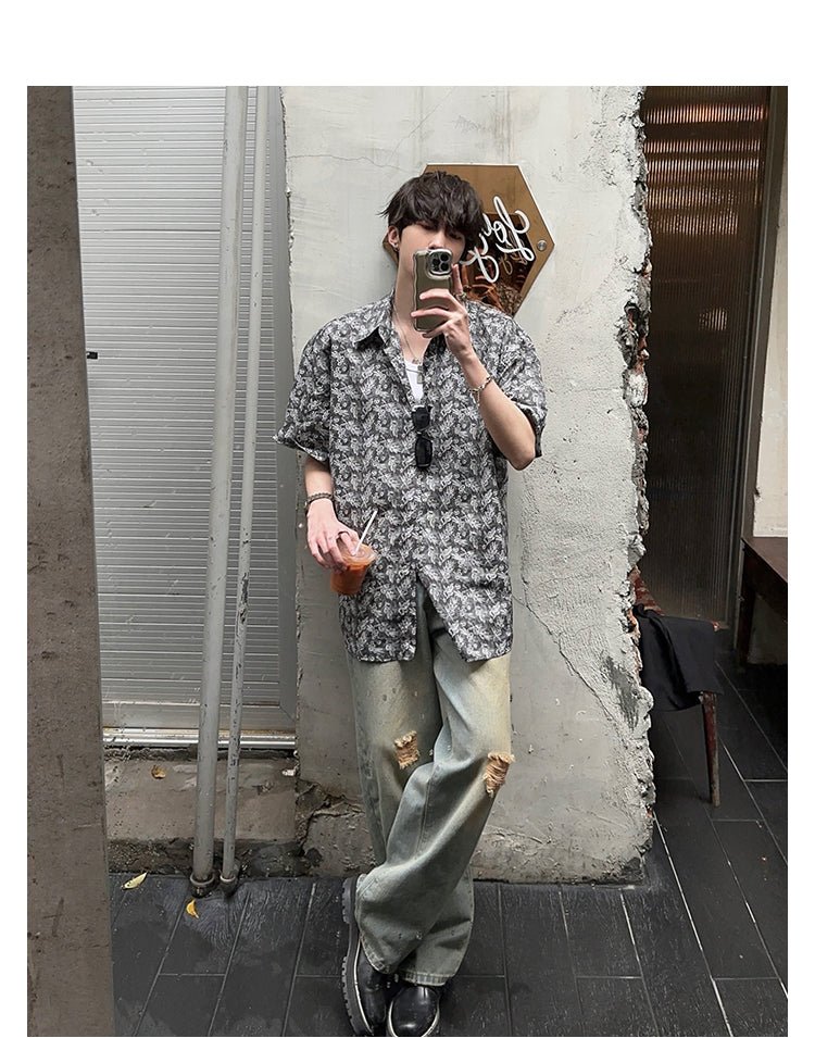 Half length pattern shirt