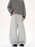 Loose sweatpants