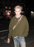 ステッチデザインルーズニットセーター