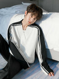 V neck sporty knit
