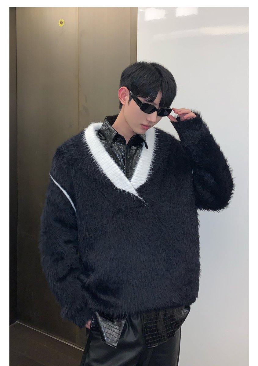 V neck thick knit sweater
